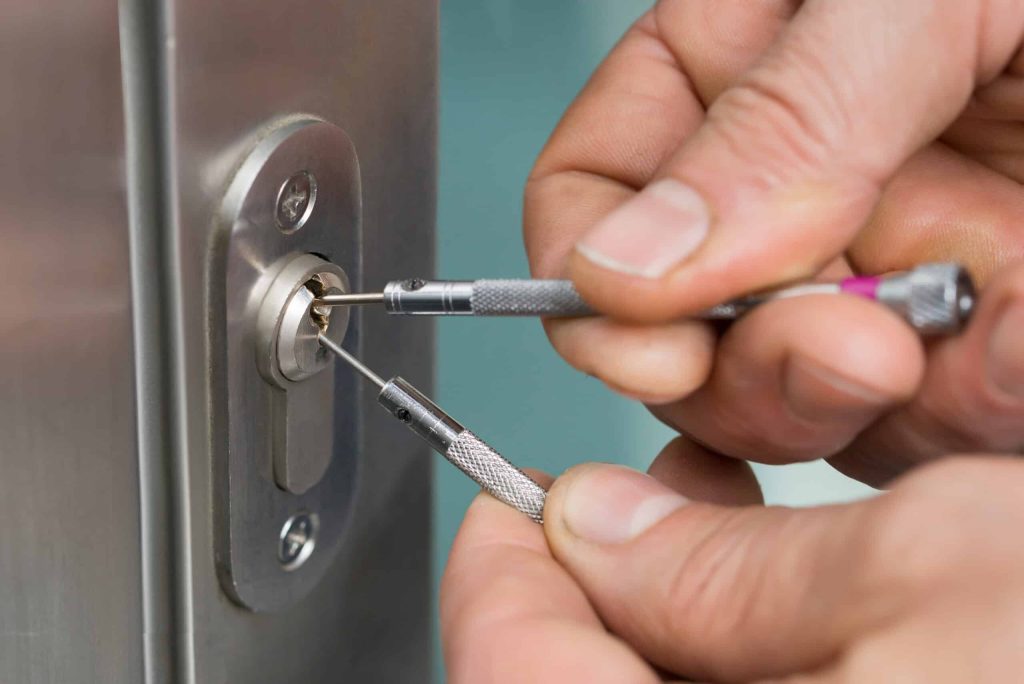 Broken Key Extraction Services in Ukiah CA